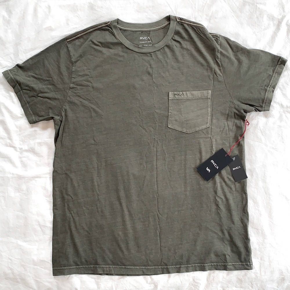 RVCA, NWT, pigment tee shirt, color olive, front pocket. Size XXL.